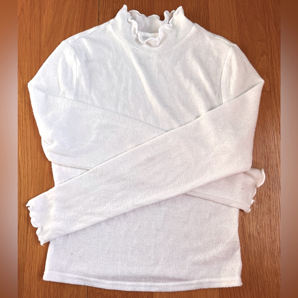 Pure white S PacSun long sleeve top